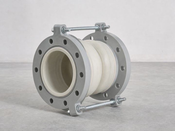 Ø315 PP三通支管伸入主管25 mm:入口投影被挡约2887 mm²